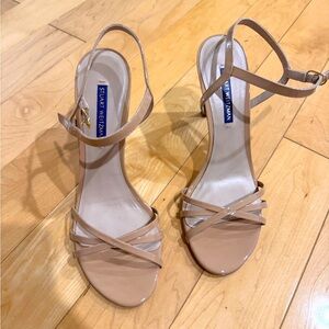 Stuart Weitzman Starla sandals in nude patent, size 8.